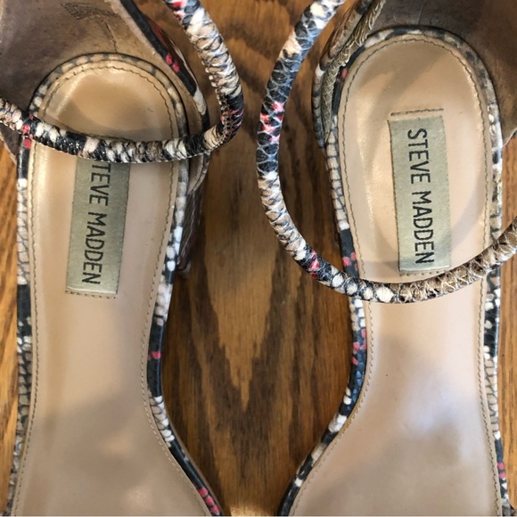 🌈 6/$60, Steve Madden, Ibbie, Snake Print Sandal, Brown/Red, Size 8.5 - Picture 10 of 11
